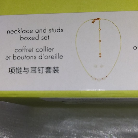 ⏬kate spade SALE Gleaming Gardenia earring & necklace - Picture 7 of 13